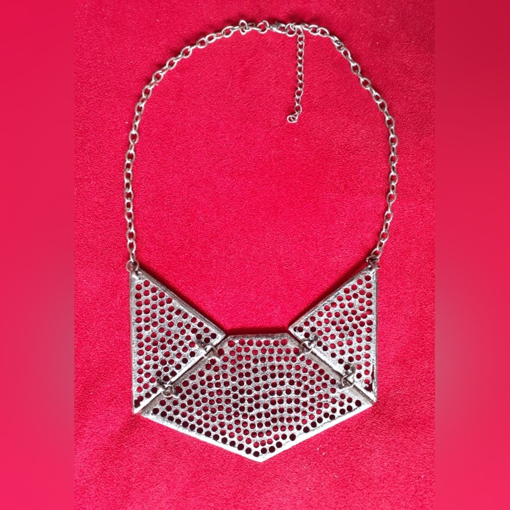 2/$20! Statement necklace, geometric perforated steel, articulated